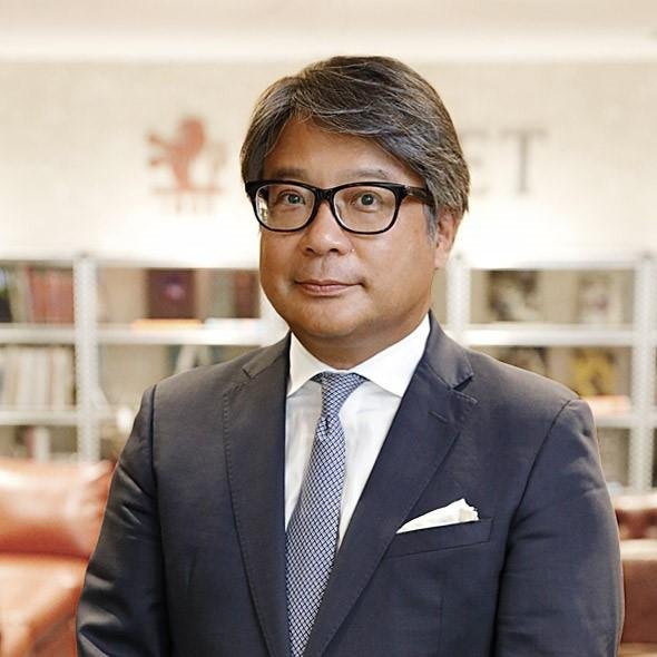 プロフィール